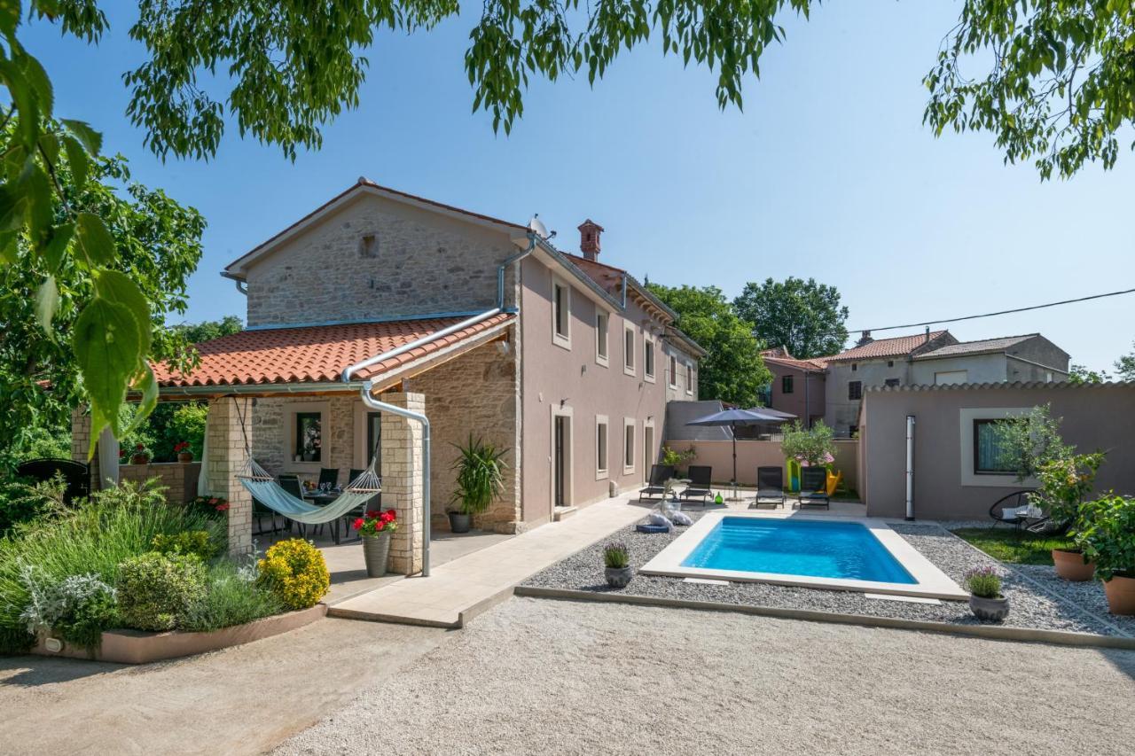 Villa Ena With Private Pool Pinezici  Exterior photo